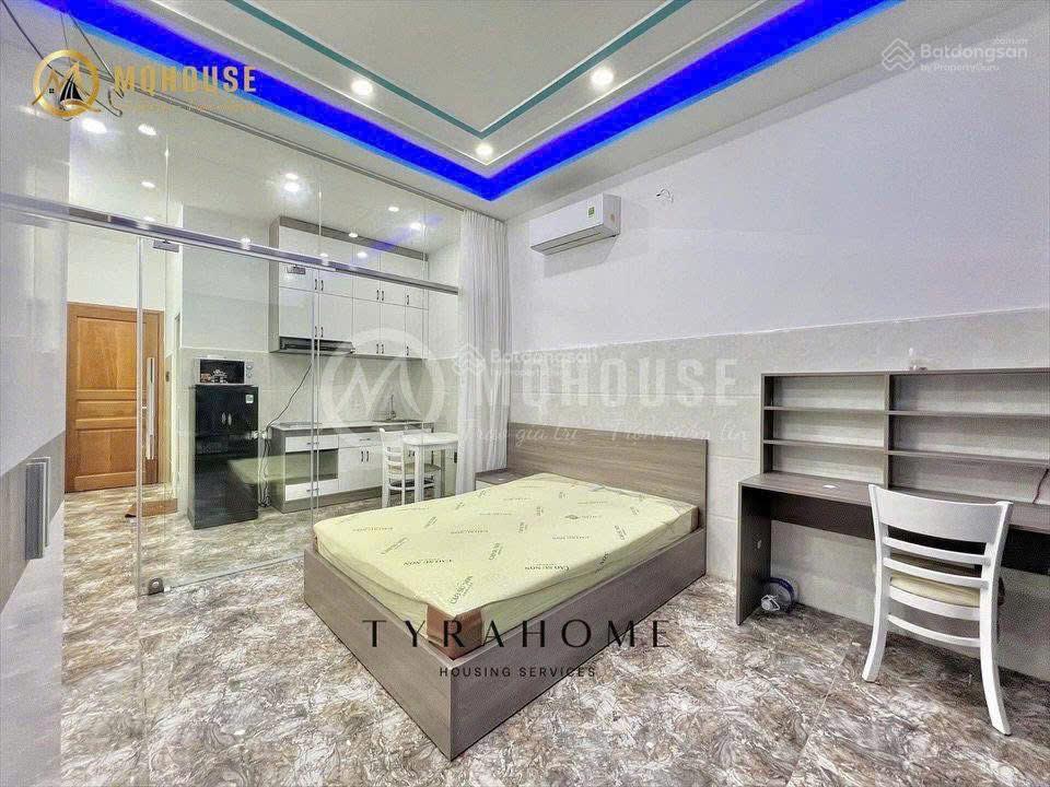 Căn hộ 1pn balcony  thang máy tại phan đình phùng gần cầu kiệu  bợ kè trường sa ngã tư phú nhuận