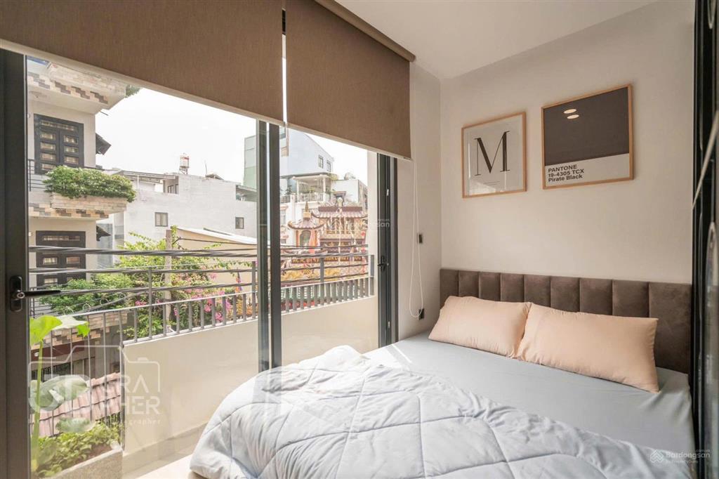 Căn hộ 1pn balcony  thang máy phan xích long, phú nhuận gần bờ kè hoàng/trường sa, tiện đi quận 1