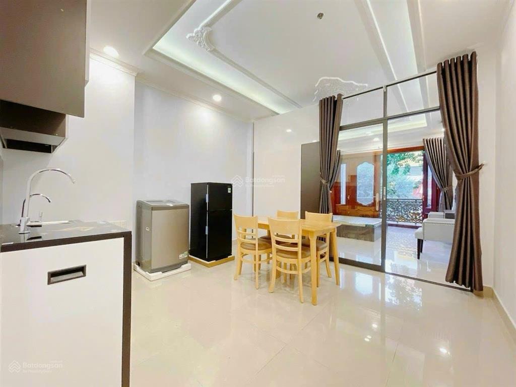 Cho thuê 1pn balcony + mgr đường trần quang khải quận 1, gần cầu hoàng hoa thám, nhà thờ tân định