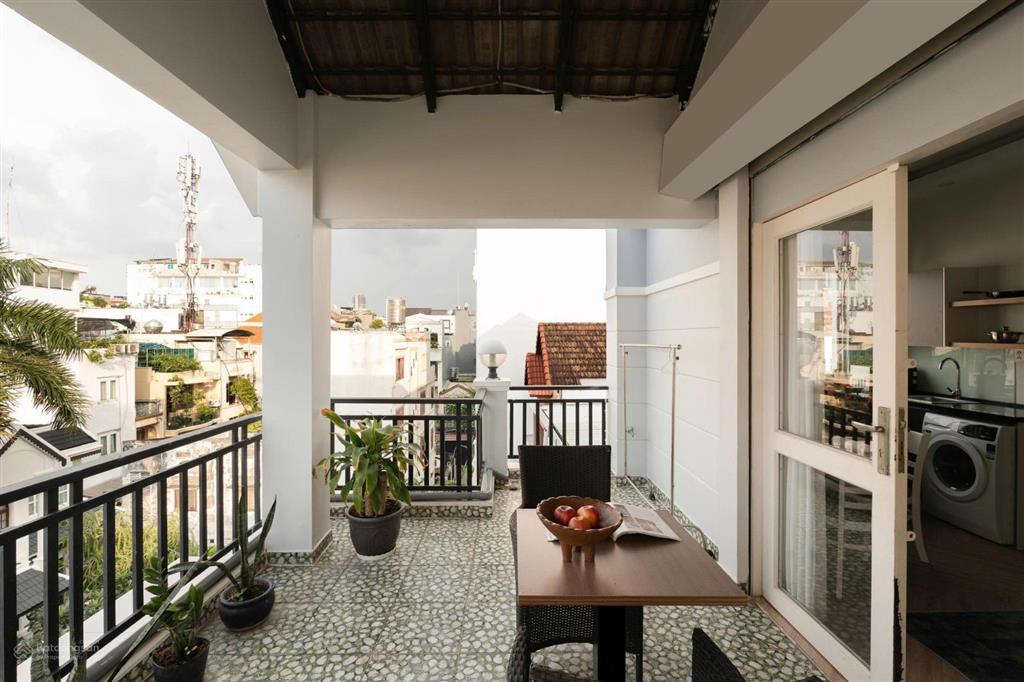 Chdv balcony  mgr đường lý chính thắng gần bờ kè hoàng sa  terra royal quận 3