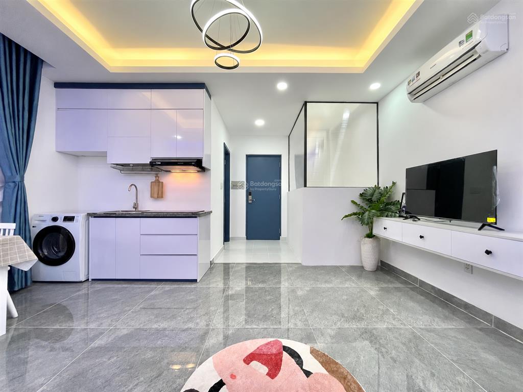 Căn hộ 1pn balcony  giặt riêng  thang máy ngay bờ kè hoàng sa/trường sa, cầu điện biên phủ quận 1
