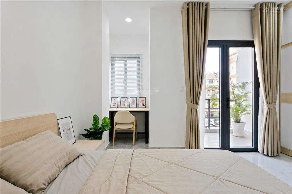 Căn hộ 1pn balcony, thang máy, giặt riêng trần quang khải gần công viên lê văn tám, isb quận 1