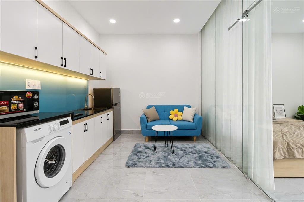 Căn hộ 1pn balcony, thang máy, giặt riêng trần quang khải gần công viên lê văn tám, isb quận 1