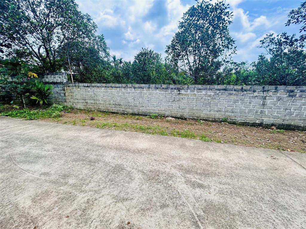 Siêu phẩm 2.987m2 có 2.000m2 thổ cư, sẵn vườn bưởi, mặt tiền 40m tại yên thủy