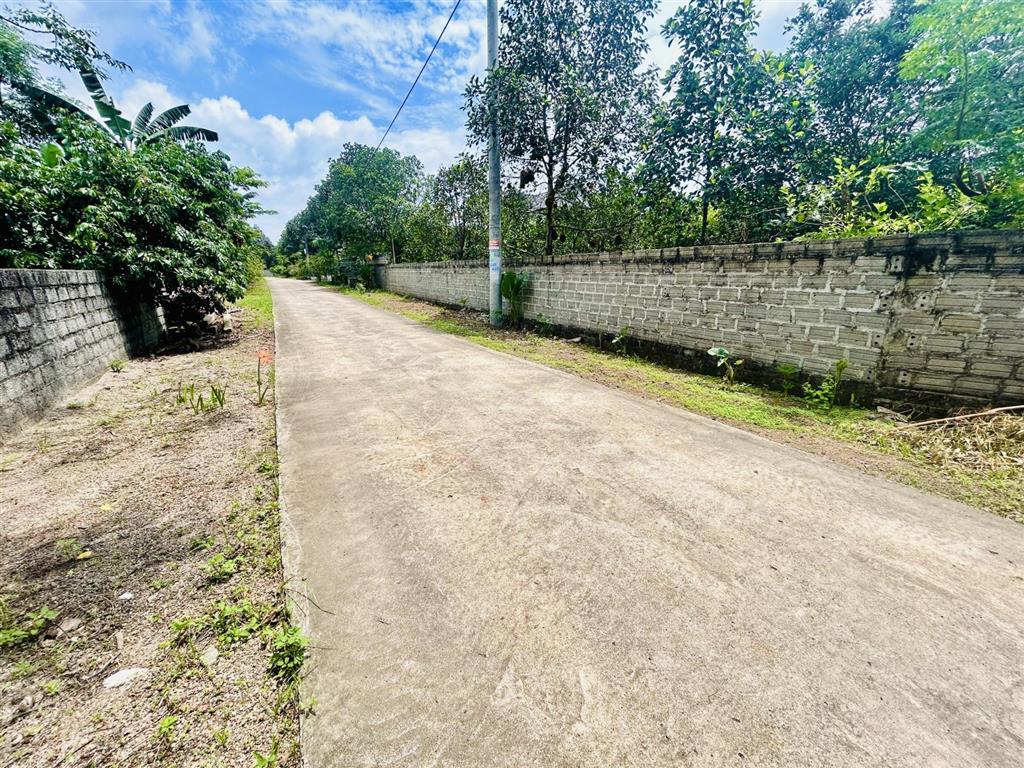Siêu phẩm 2.987m2 có 2.000m2 thổ cư, sẵn vườn bưởi, mặt tiền 40m tại yên thủy
