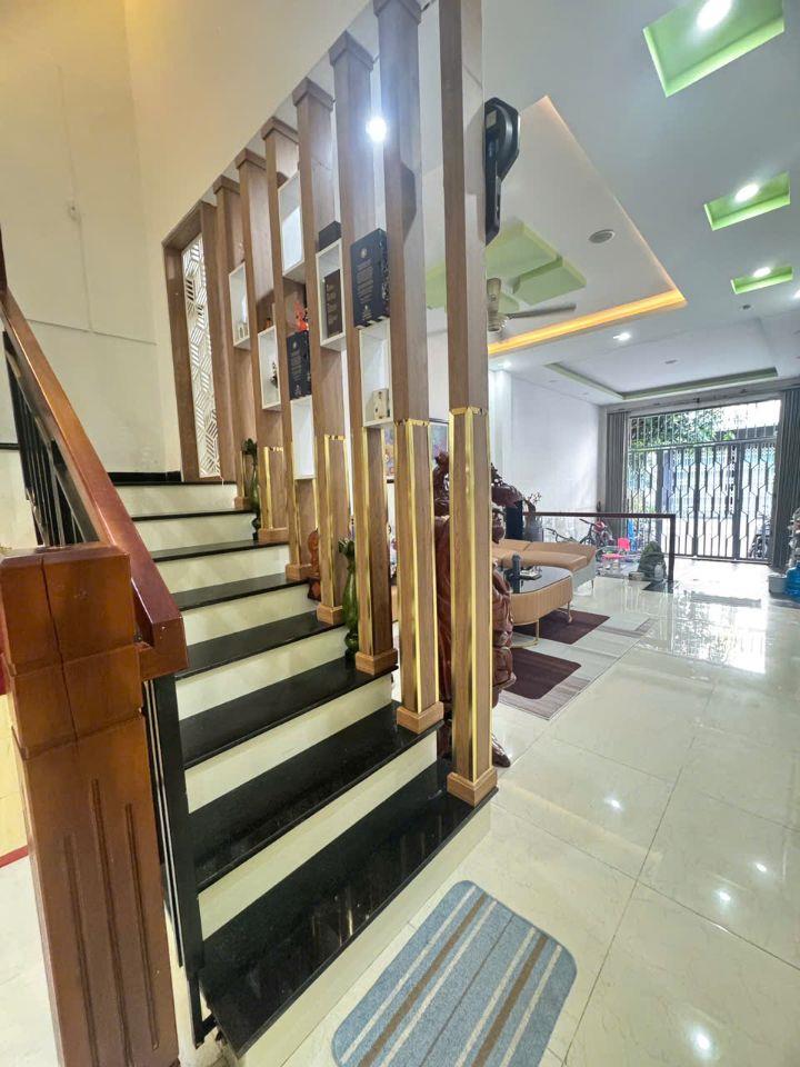 Bán nhà 3 Tầng TĐC Vĩnh Điềm Trung , Nha Trang giá chỉ 8 tỷ 3 