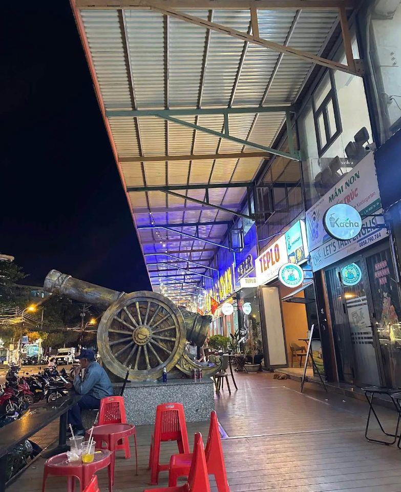  Bán căn Shophouse Napoleon Castle 1 Nha Trang siêu đẹp kinh doanh có dòng tiền Giá Tốt 