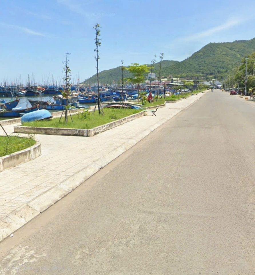 BÁN NHÀ CẤP 4 MT NGANG 5M  NGUYỄN VĂN LINH – HÒN RỚ 1 , NAM NHA TRANG  VIEW TRỰC DIỆN BIỂN