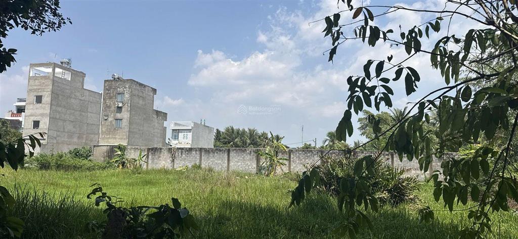 Bán đất 500m2 tại đường 8, long phước, 36 triệu vnd, sổ đỏ chính chủ