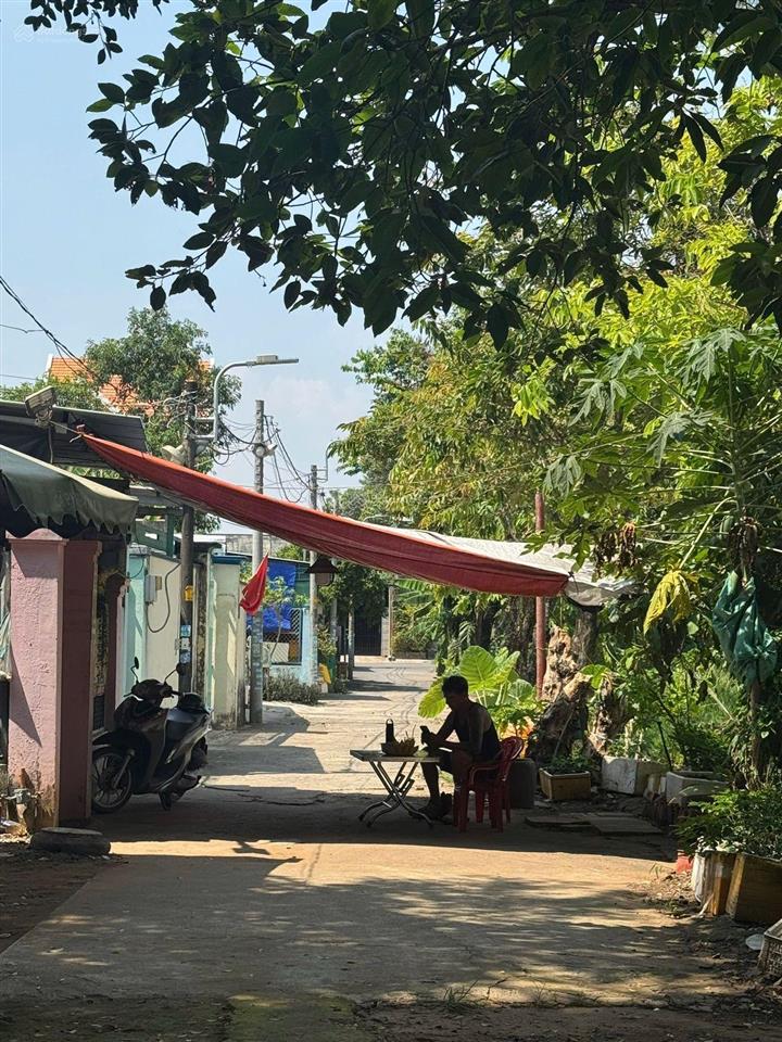 Bán đất 500m2 tại đường 8, long phước, 36 triệu vnd, sổ đỏ chính chủ