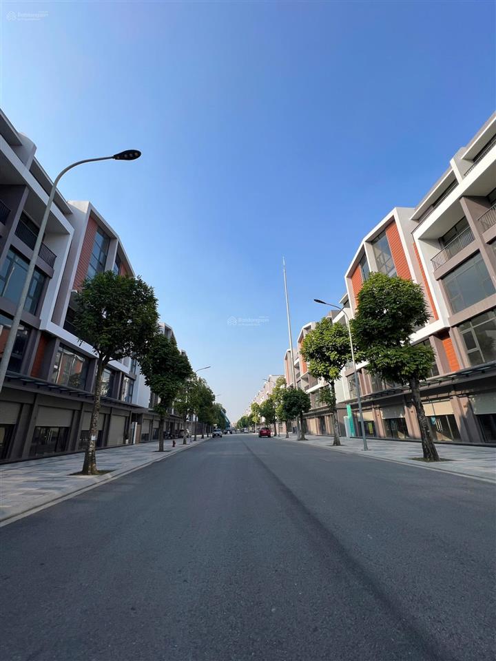 Shophouse 2 mặt tiền rẻ nhất vin 3 ngay công viên nước đường 20m diện tích 100m2 giá 16,7 tỷ