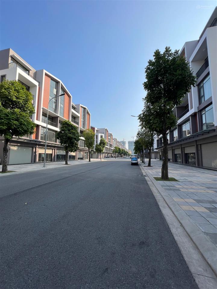 Shophouse 2 mặt tiền rẻ nhất vin 3 ngay công viên nước đường 20m diện tích 100m2 giá 16,7 tỷ