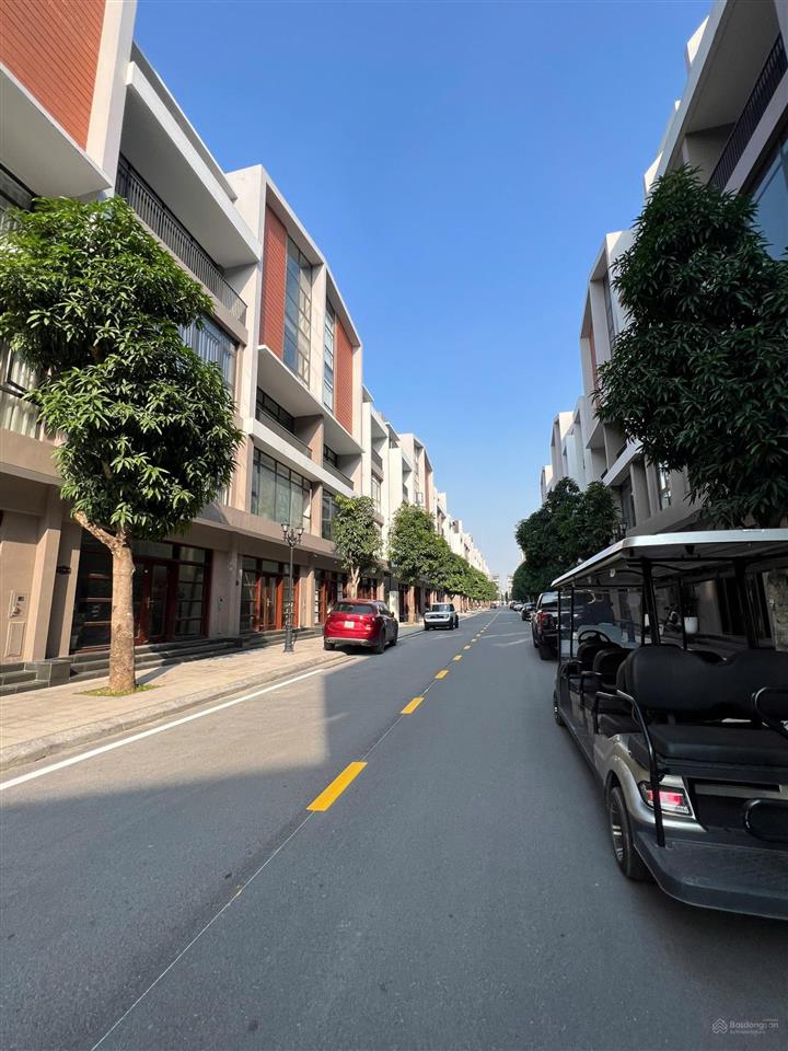 Căn liền kề 54m2 vinhomes ocean park 3 ngay công viên nước giá 7,6 tỷ  0911 051 ***