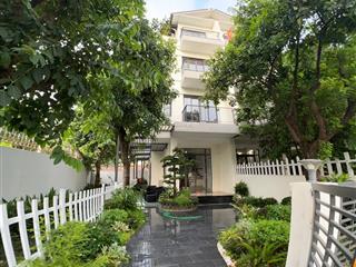 Bán biệt thự góc khu compound khép kín, an ninh 24/7 vinhomes thăng long  0911 051 ***
