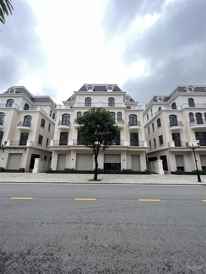 Bán song lập kinh đô 150m2 đường to gần vincom áp voucher tối đa giá chỉ còn 13,7 tỷ 0911 051 ***