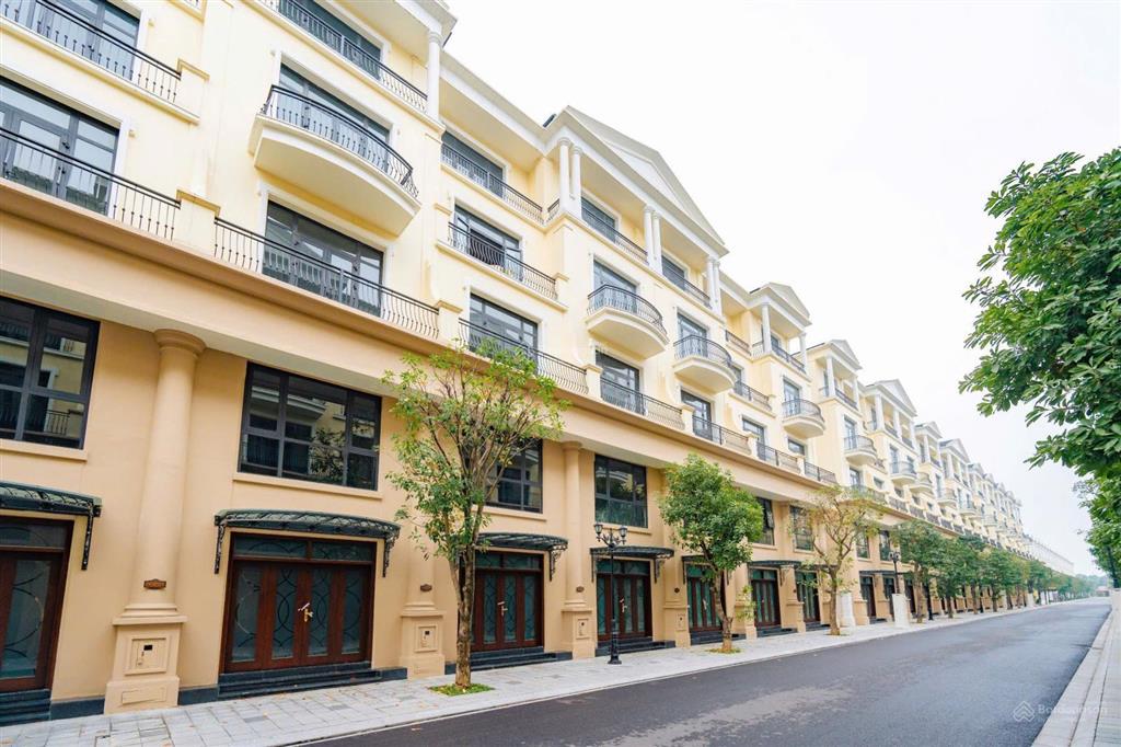Bán căn liền kề đảo dừa khu khép kín an ninh 24/7 diện tích 80m2 giá 11,5 tỷ tại vin 20911 051 ***
