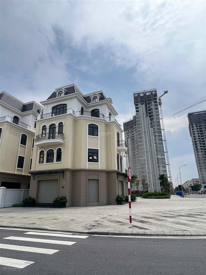 Siêu phẩm đơn lập góc ngay công viên trung tâm và cụm 9 tòa chung cư 378m2 giá 46,8 tỷ 0911 051 ***