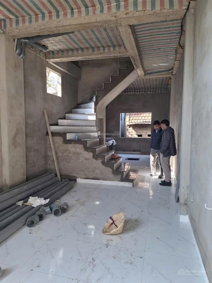 Bán căn 3 tầng đẹp tại cát quế