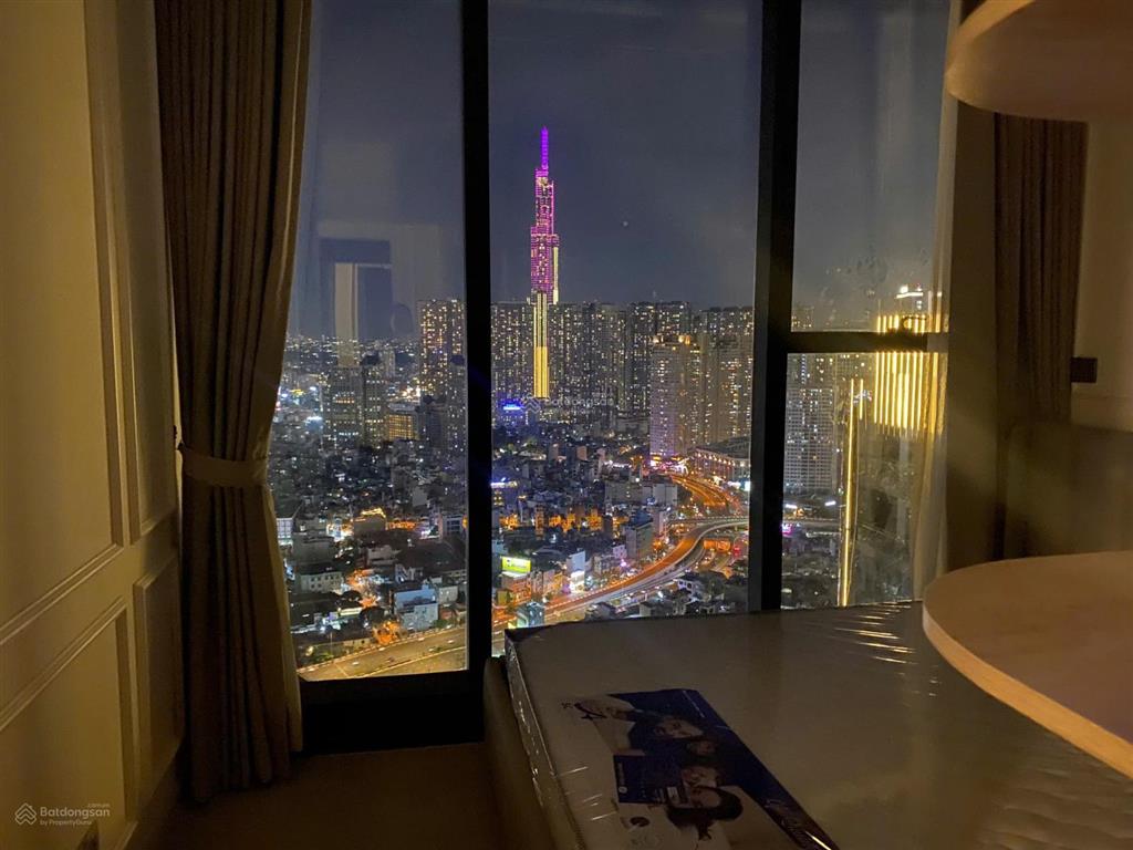 Cho thuê căn hộ 2pn, 72m2 tại vinhomes golden river ba son, 28 triệu vnd