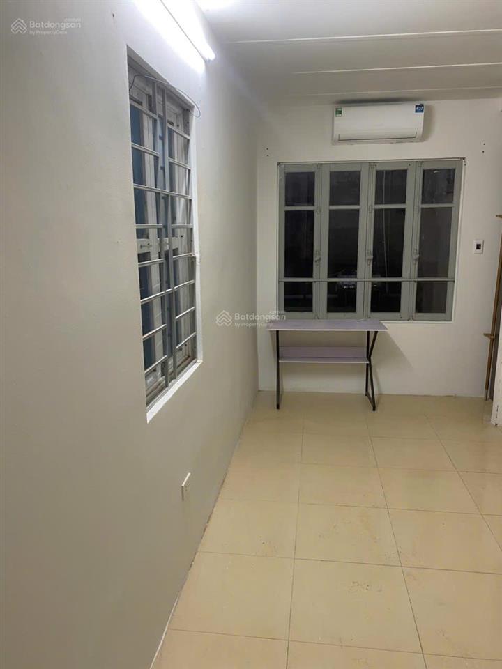 Thuê studio 18m2 toilet riêng 3tr/tháng