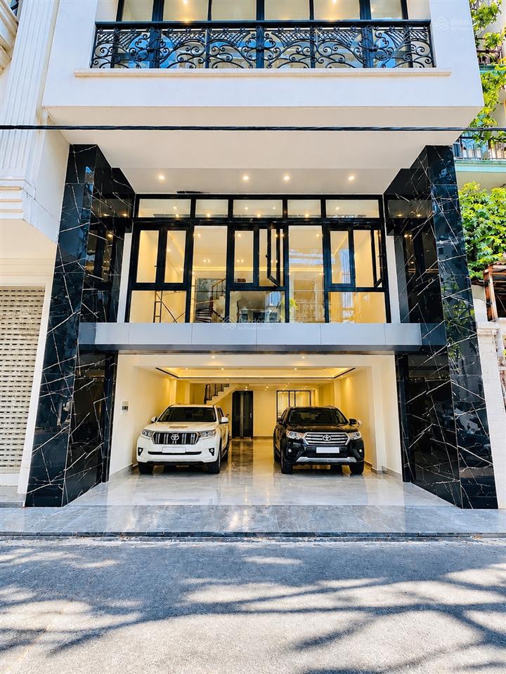 Bán nhà nguyễn sơn, kinh doanh, 115m2 xây 7 tầng, vị trí đẹp