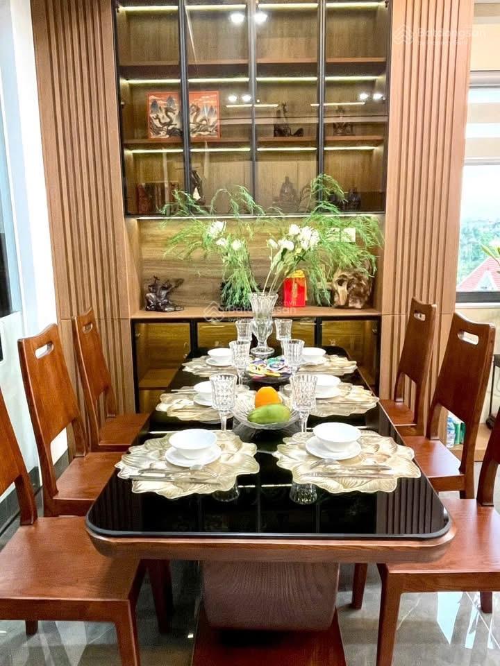 Bán nhà tư đình long biên | nhà căn góc 8 tầng view cầu trần hưng đạo oto vào nhà