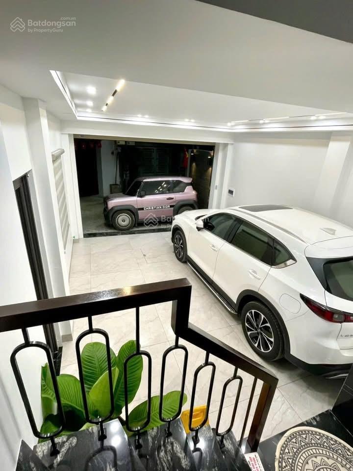 Bán nhà tư đình long biên | nhà căn góc 8 tầng view cầu trần hưng đạo oto vào nhà