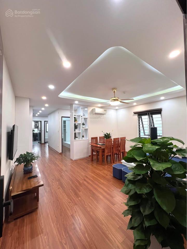 Chính chủ cần bán chung cư c14 bùi xương trạch, tầng 12, dt 68m2, 2 ngủ, 2 wc giá 5,4 tỷ