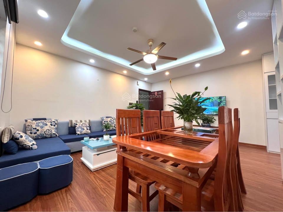 Chính chủ cần bán chung cư c14 bùi xương trạch, tầng 12, dt 68m2, 2 ngủ, 2 wc giá 5,4 tỷ