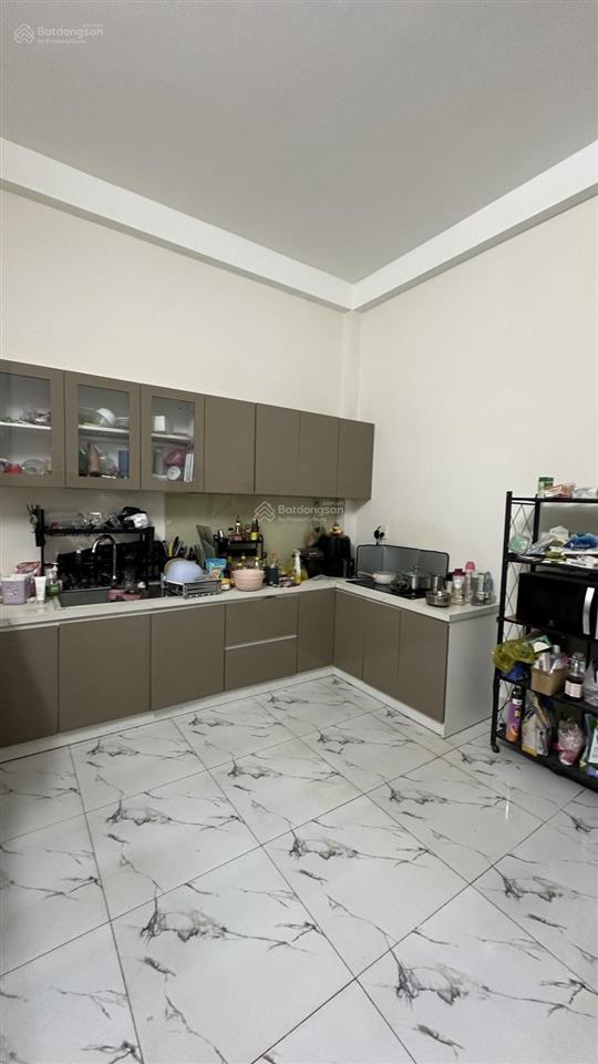 Chủ ngộp bán gấp nhà lê đình cẩn thông qua tỉnh lộ 10, 4.7 x 20m (3 tầng btct)