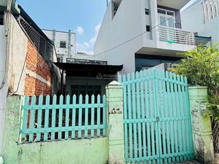 Tỉnh lộ 10 giáp tên lửa nhà cấp 4 tiện xây mới 4.4 x 21 (103m2 nở hậu 5m) giá 4tỷ64