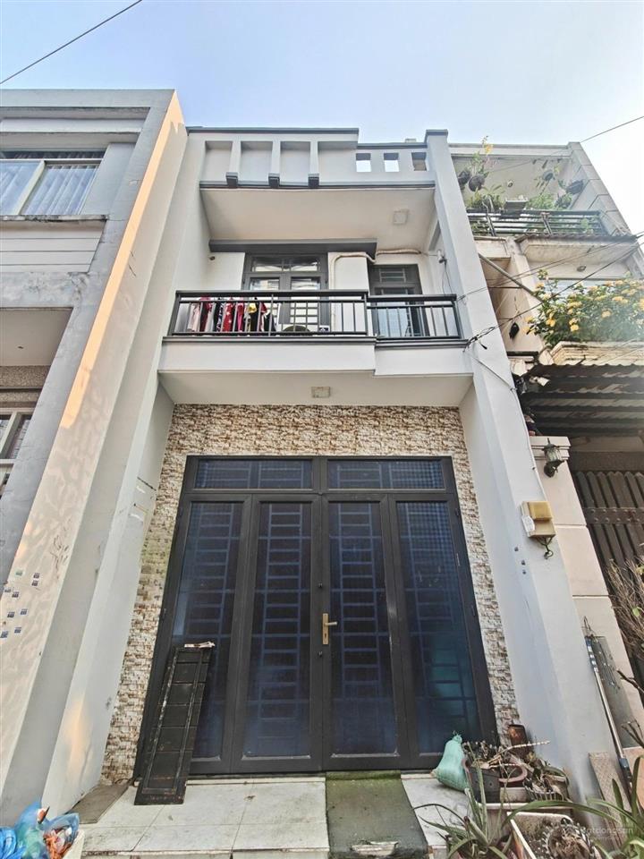 Hẻm xe hơi 6m ngay sau bệnh viện bình tân 4 x 13 ( 52m2 ) 2 tầng đúc giá 4txx