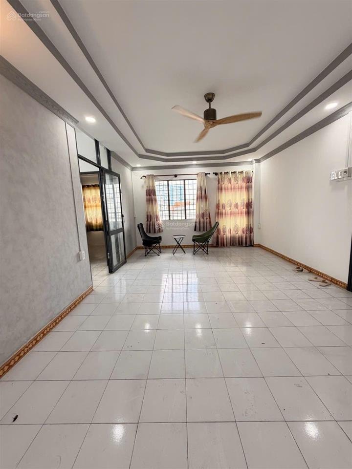 Chung cư tân hoà đông q6 ngay chợ phú lâm 8 x 8m (64m2) sổ hồng riêng giá 2tỷx