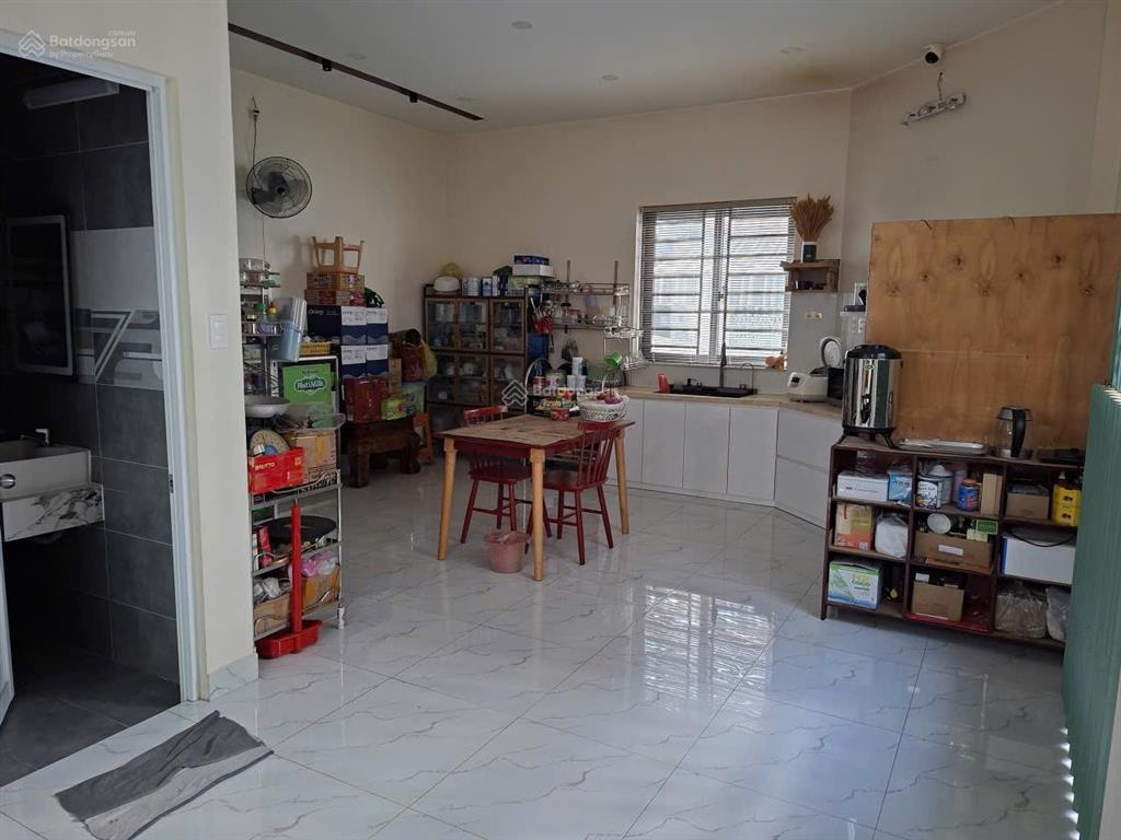 Bán nhà giáp tên lửa, bình tân, 86m², 3 tầng, có sân thượng, ngang khủng, giá chỉ 7,55 tỷ