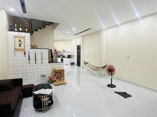 Bán nhà giáp tên lửa, bình tân, 86m², 3 tầng, có sân thượng, ngang khủng, giá chỉ 7,55 tỷ