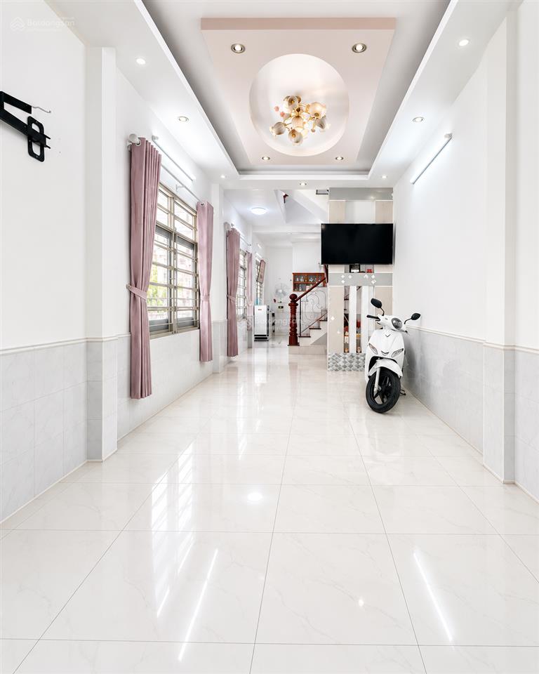 Lô góc 2 mặt hxh tránh thông đậu cửa, bình trị đông, bình tân, 4x18m, 4 tầng 5 phòng, nở hậu