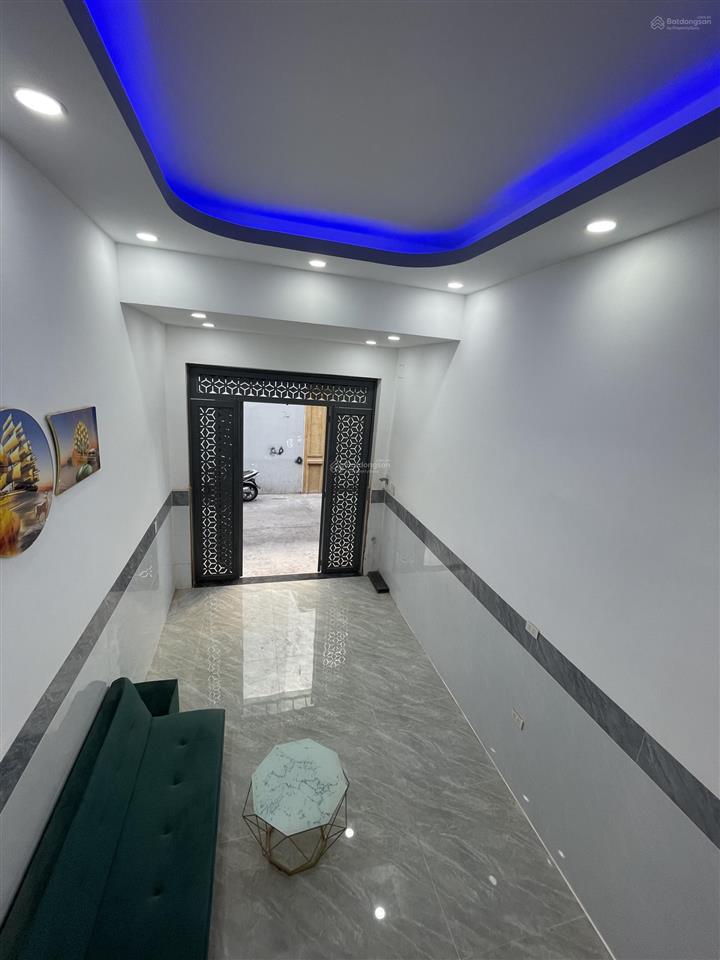 Bán gấp nhà hương lộ 2 sát bệnh viện bình tân 3 x 10 ( 3 tầng ) nhà mới giá 4txx