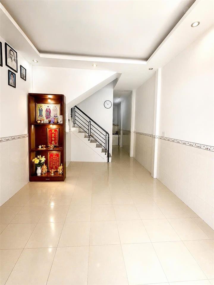 Chủ giảm sốc 200 triệu lê đình cẩn, bình tân sát mặt tiền  84m2  2 lầu  ngang 4m  5pn  6.4t