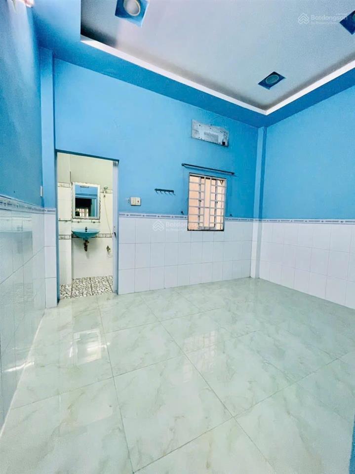 Chủ ngộp bán gấp nhà hương lộ 2 hẻm nhựa 6m thông 4 x 16.5 ( 2 tầng ) giá 5,59 tỷ