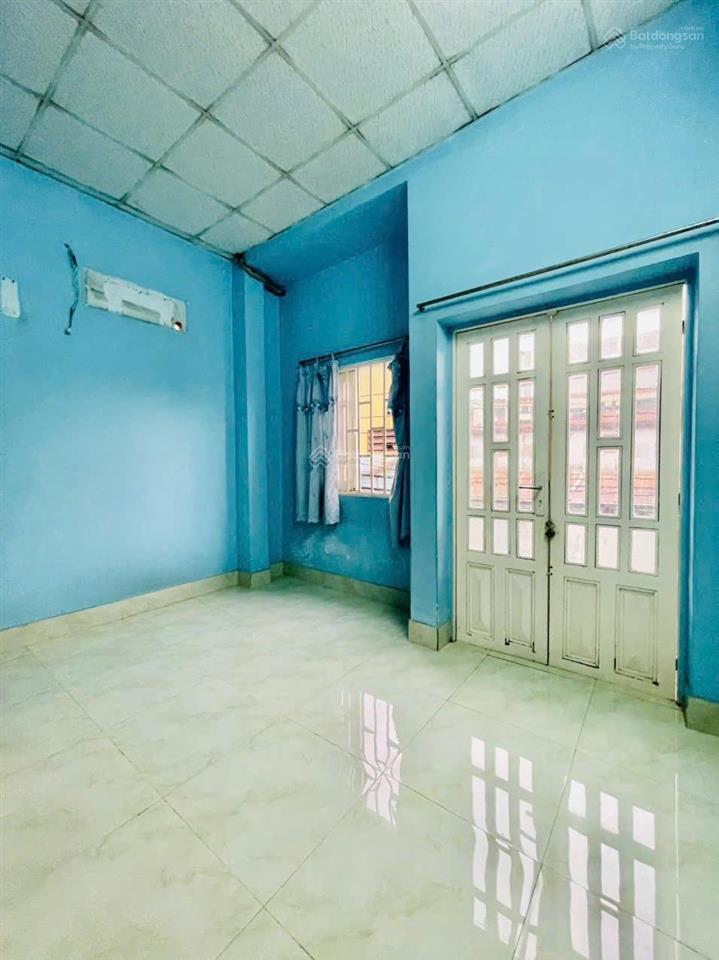 Chủ ngộp bán gấp nhà hương lộ 2 hẻm nhựa 6m thông 4 x 16.5 ( 2 tầng ) giá 5,59 tỷ