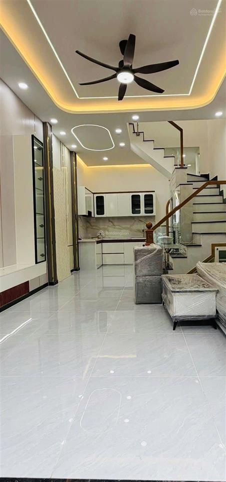 Bán nhà lê văn quới hẻm xe hơi thông thoáng 4 x 11 (2 tầng) 3pn giá 4txx