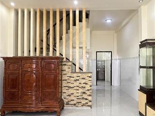 Bán nhà tỉnh lộ 10 hẻm 6m xe hơi tới nhà giáp tên lửa 5 x 15 (3 tầng btct) giá 5txx