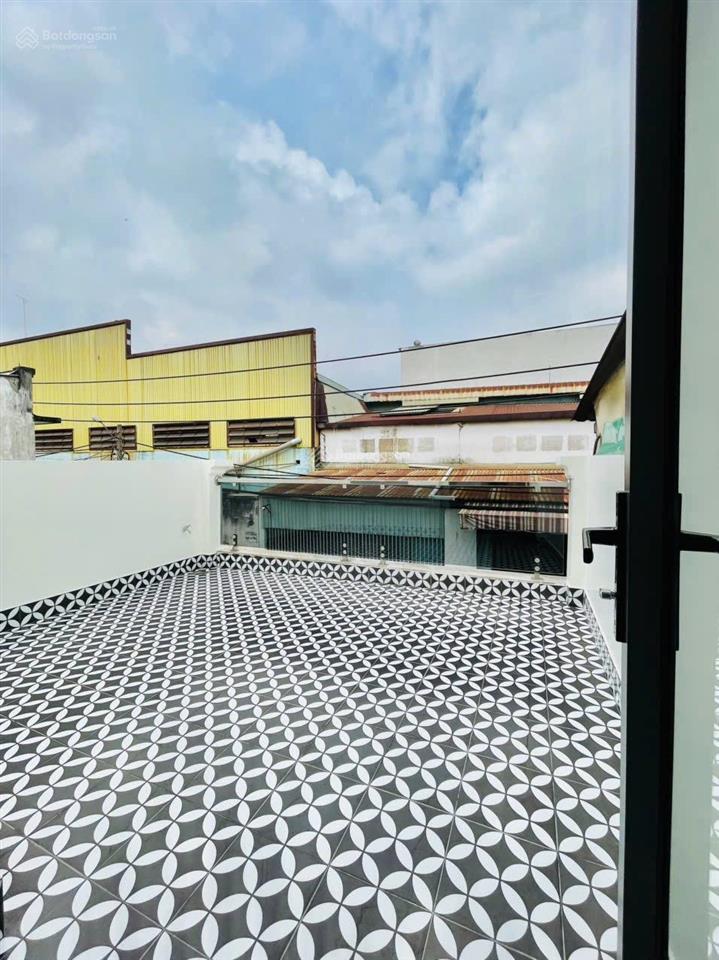 Siêu phẩm hương lộ 2 đường 8m thông 4 x 16.3 (65m2) 2 tầng đúc btct giá 5txx