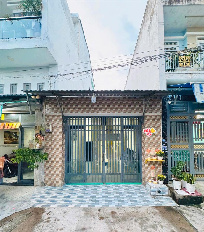 Chủ ngộp bán gấp nhà hương lộ 2 đường 8m rộng rãi 4.5 x 16 ( 72m2 ) 2 tầng giá 4txx