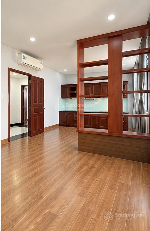 Bán nhà ngang khủng 8m  lê văn quới, bình trị đông  đường 8m kinh doanh  50m  4 tầng  dt 15tr