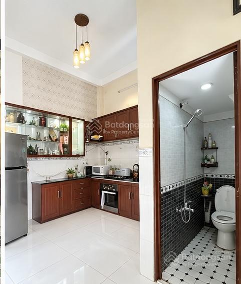 Bán nhà mặt tiền kinh doanh, đường tân hòa đông, quận bình tân  61m x 4 tầng  ngang 4m  4pn
