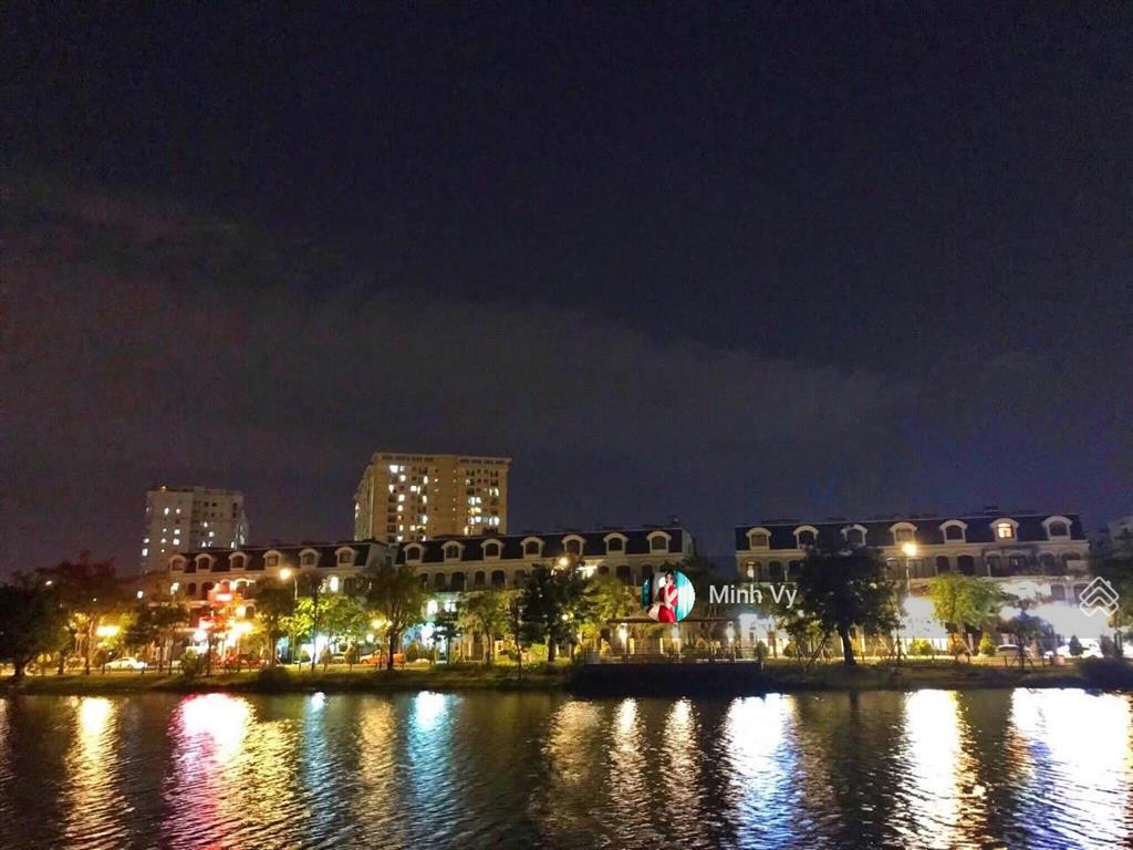 Cho thuê nhà phố góc 2 mặt tiền ngay đường song hành, lakeview city, 160m2  giá 50tr/tháng