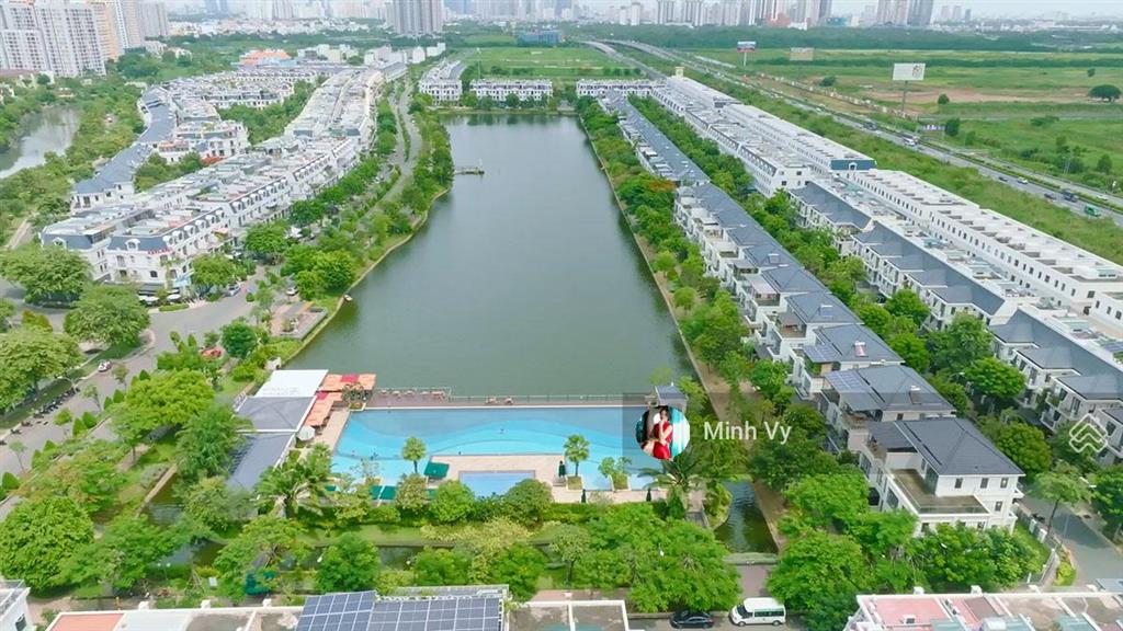 Dành cho công ty lớn cần thuê căn góc hơn 500m2 sàn, trục đường chính lakeview city