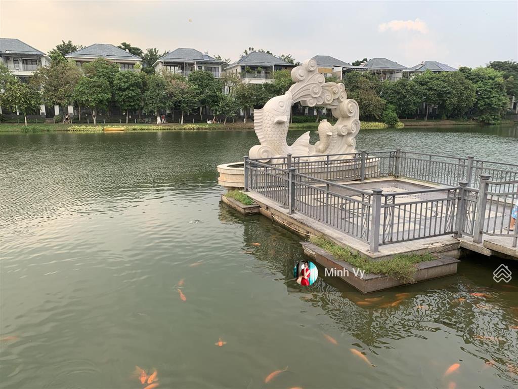 Dành cho công ty lớn cần thuê căn góc hơn 500m2 sàn, trục đường chính lakeview city