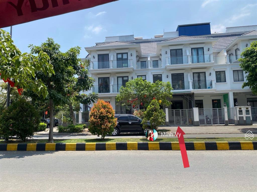 Nhà phố ngang 6m đường 25m cho thuê chỉ 28tr/th lakeview city!